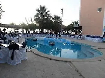 Holiday Otel Guzelcamlı